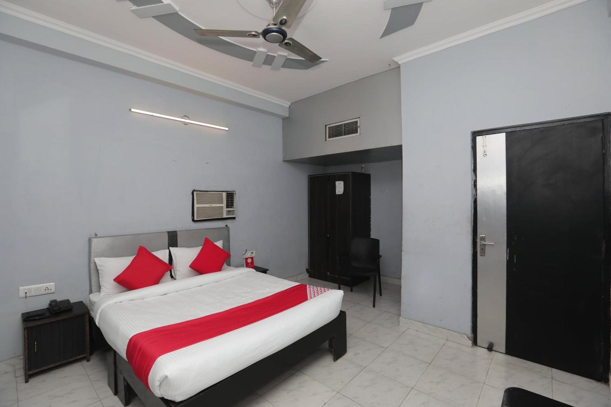 Super Hotel O Athithi Газиабад Экстерьер фото